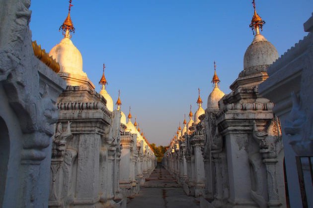 Myanmar Easy Cycling Tour 8 Days